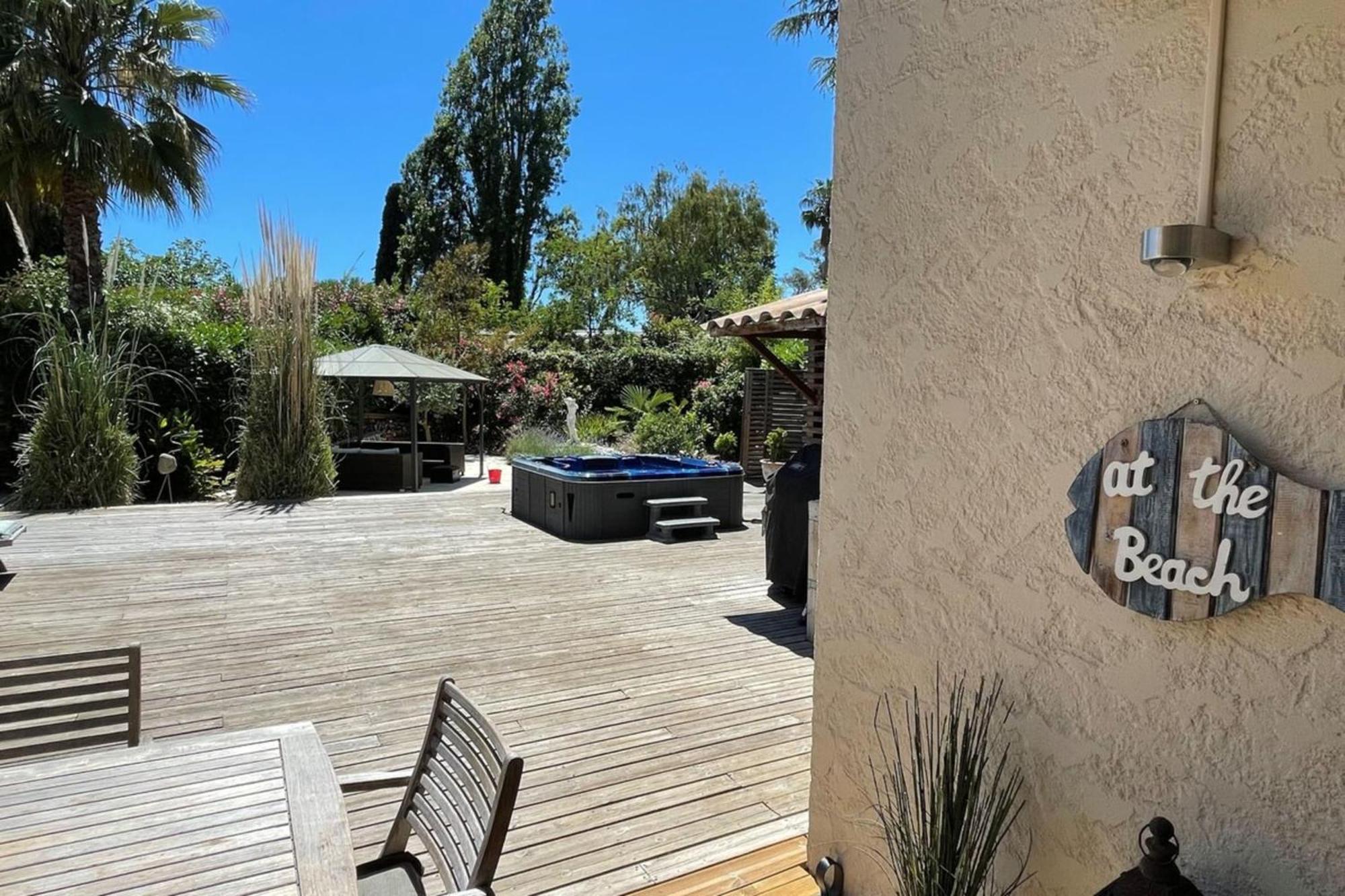 06V - Beautiful Villa With Spa Pool And Tennis بيوت المظهر الخارجي الصورة