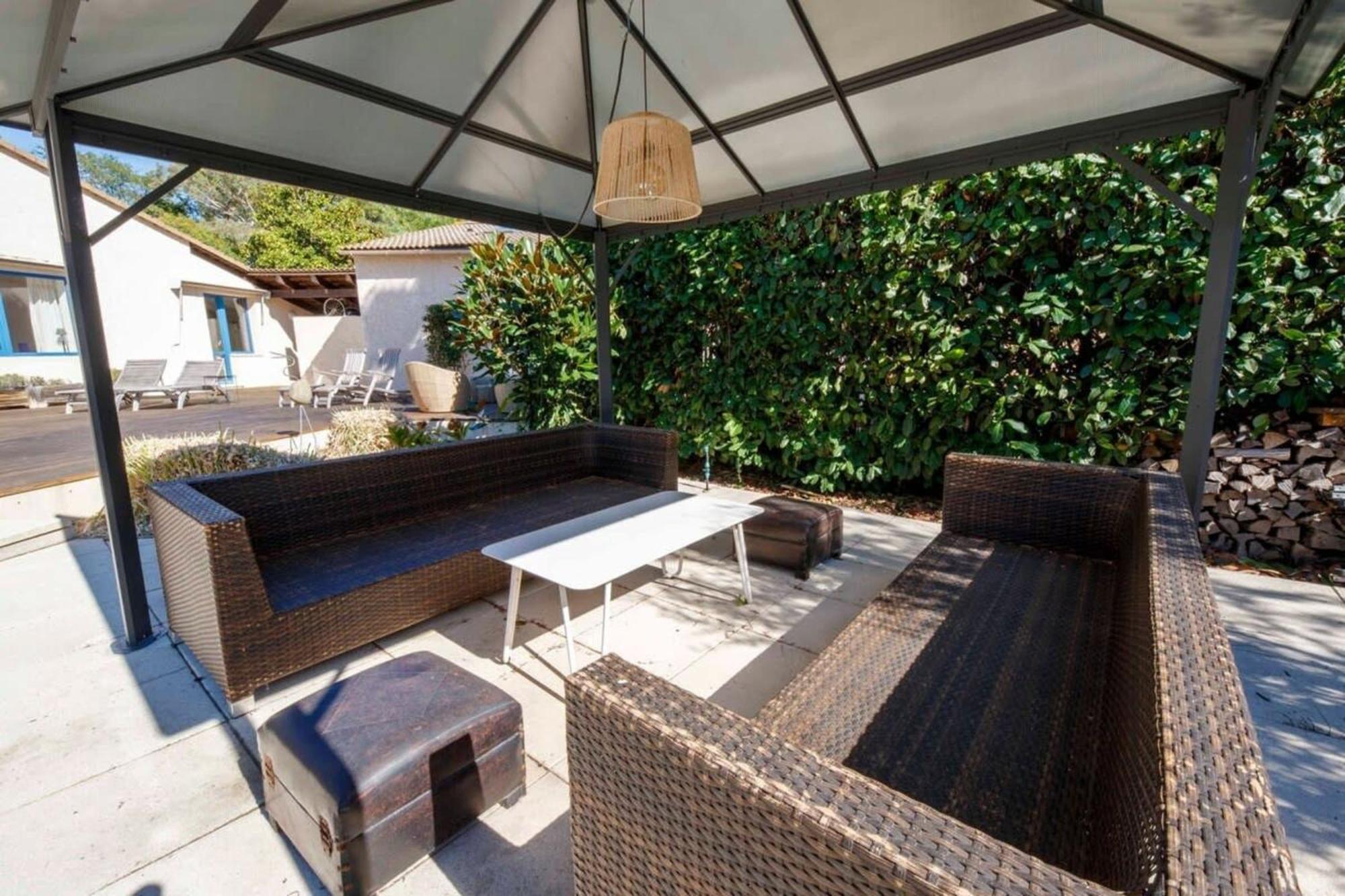 06V - Beautiful Villa With Spa Pool And Tennis بيوت المظهر الخارجي الصورة
